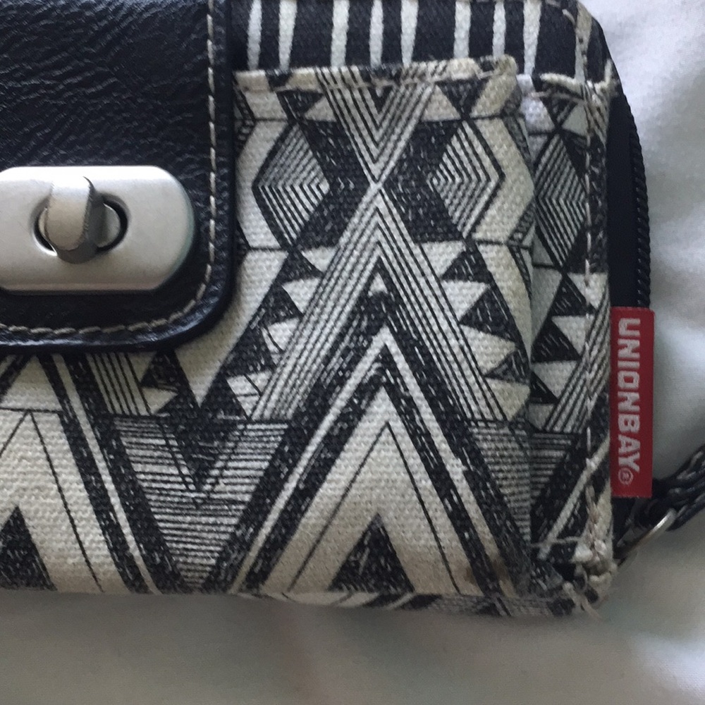 Wallet - Picture 3 of 3
